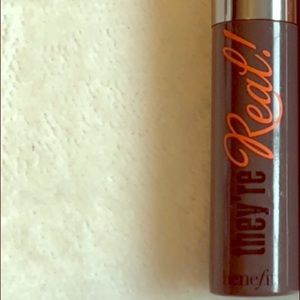 Benefit they’re real mascara